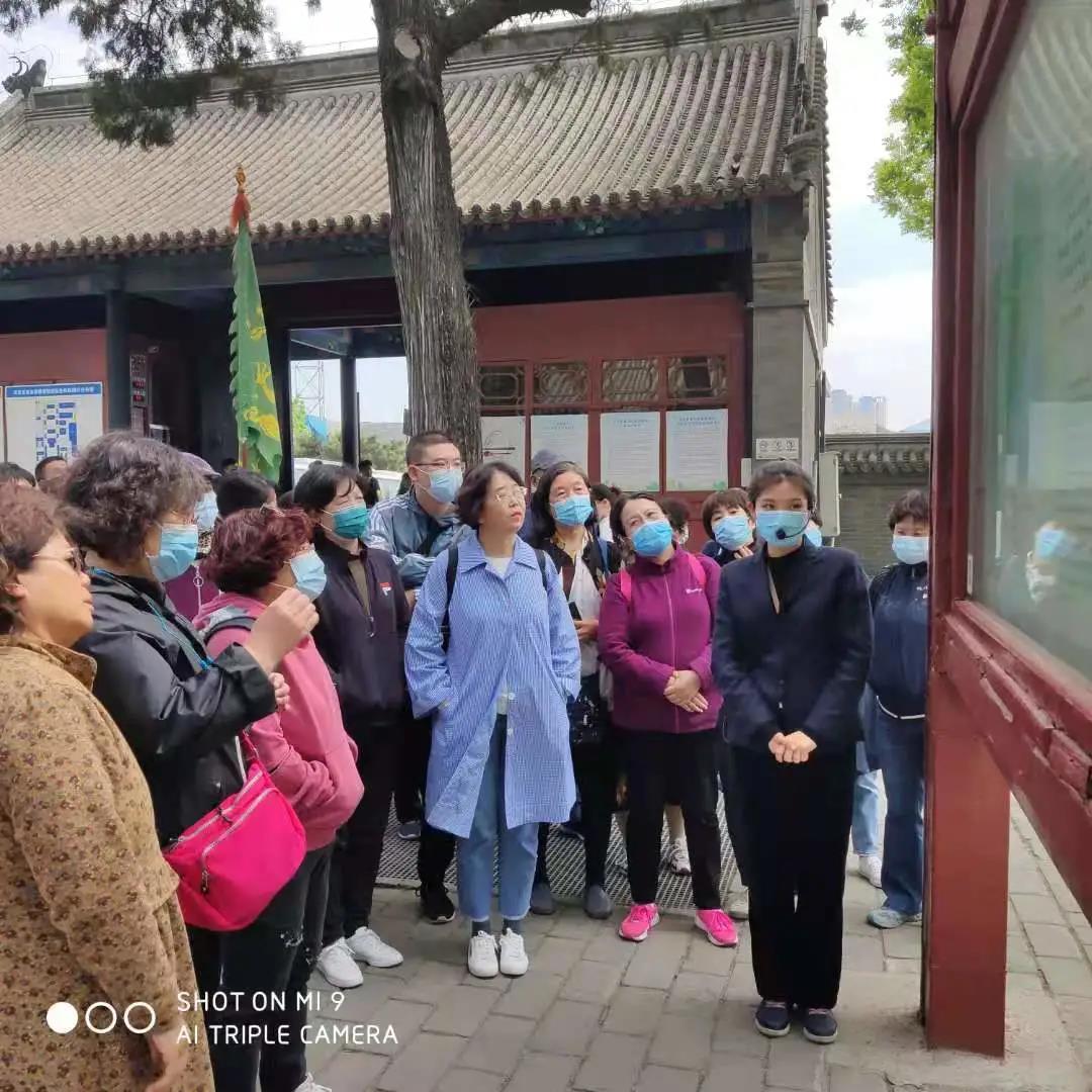 重溫革命歷史 感悟紅色精神——市五院職工赴冉莊地道戰(zhàn)遺址參觀學習